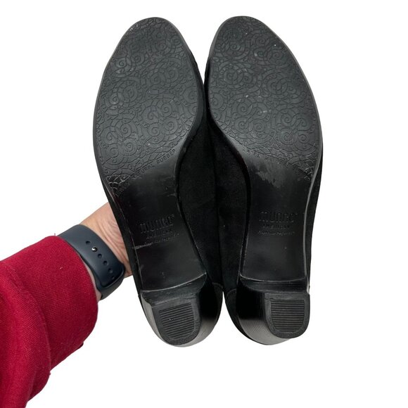 Munro Hanna Office Pump Size 7.5 Narrow Metallic Black Heels 7.5N - Picture 7 of 10